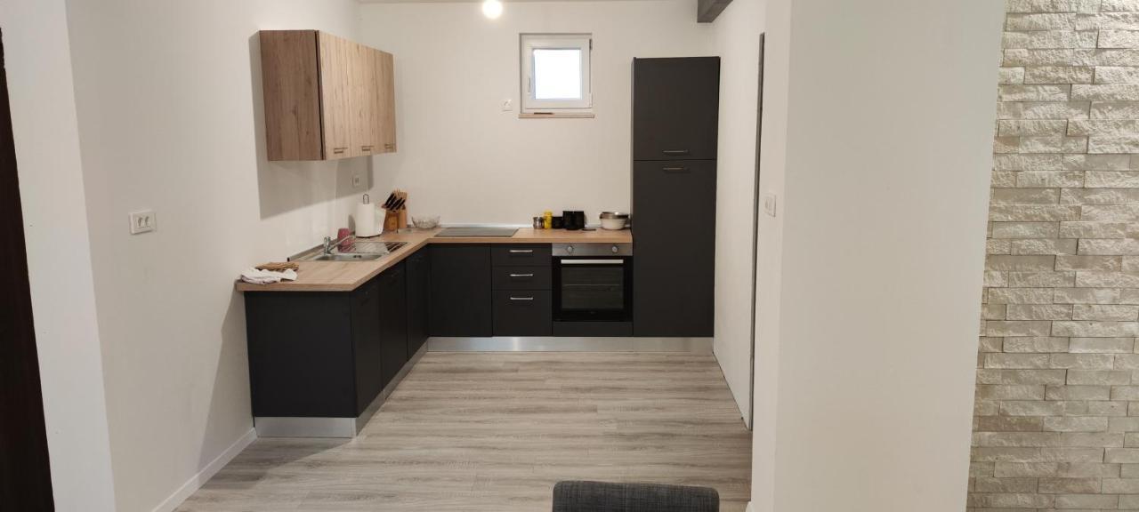Apartmán Milwe Ražanac Exteriér fotografie
